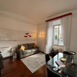 https://la-tua-casa-nel-centro-di-roma.it-romehotels.com